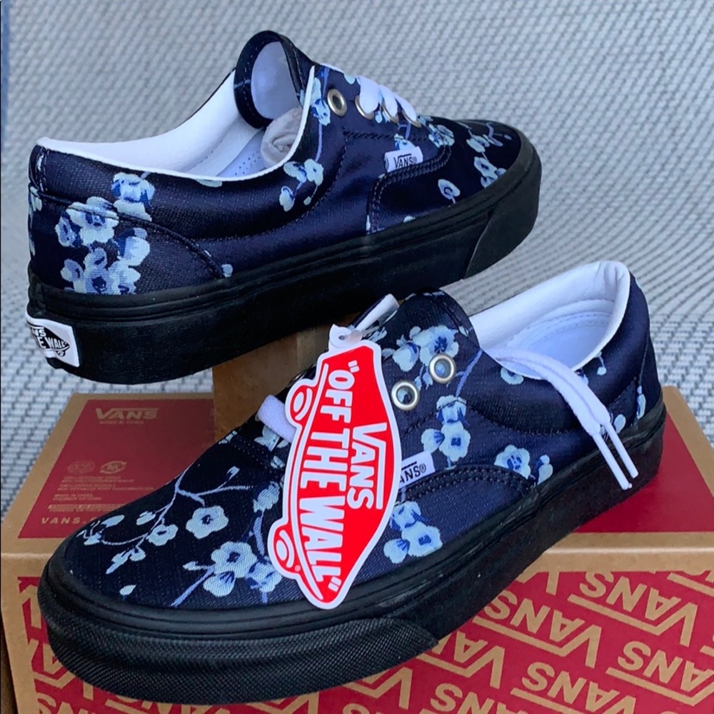 VANS ERA FLORALS BLUE/BLACK men’s - Picture 2 of 16